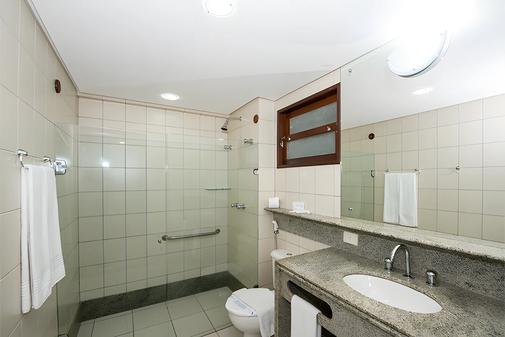 Banheiro do apartamento